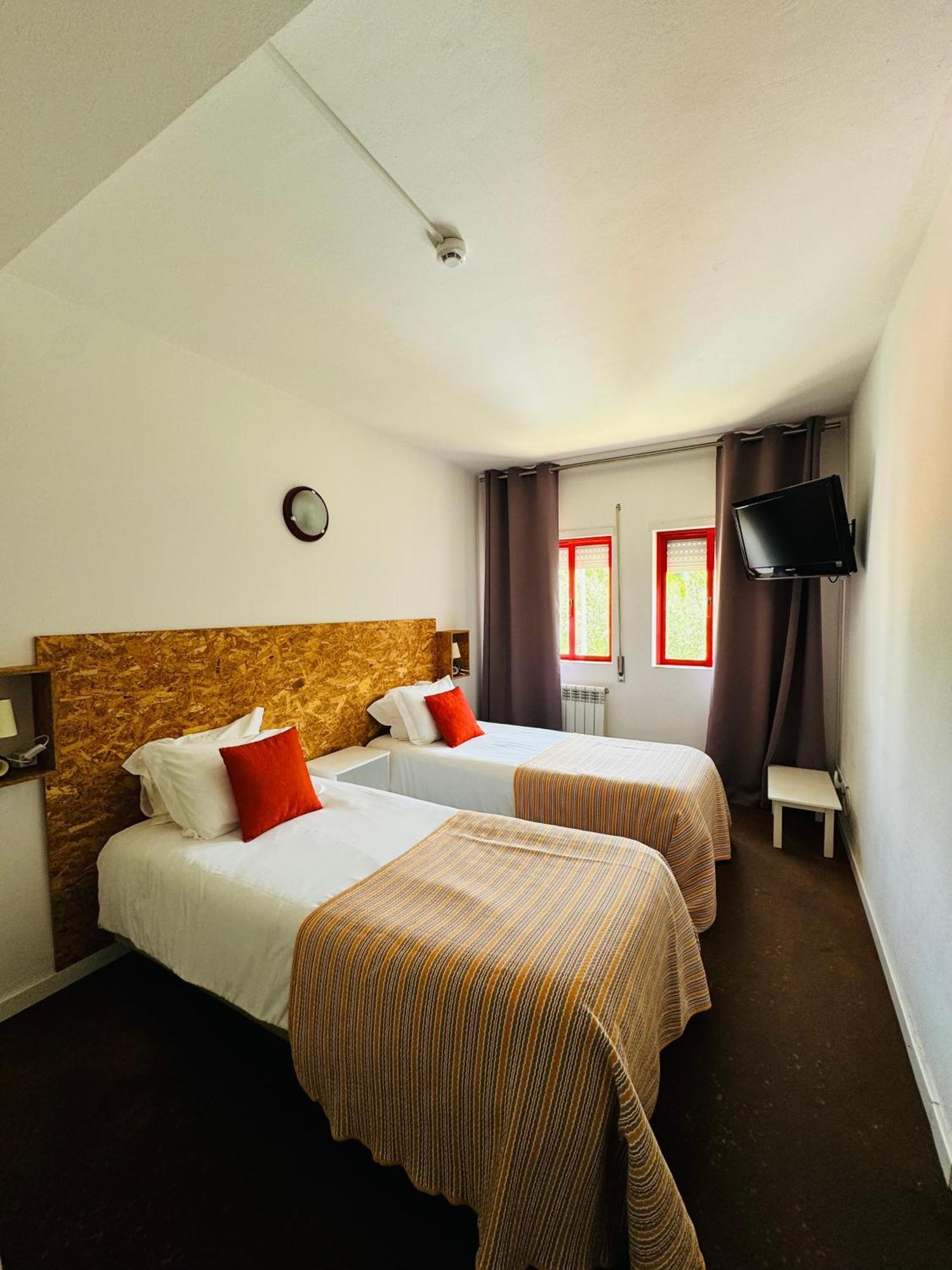 Nature & Beach Guest Rooms, Aldeamento Turistico Do Camarido Cristelo  Værelse billede