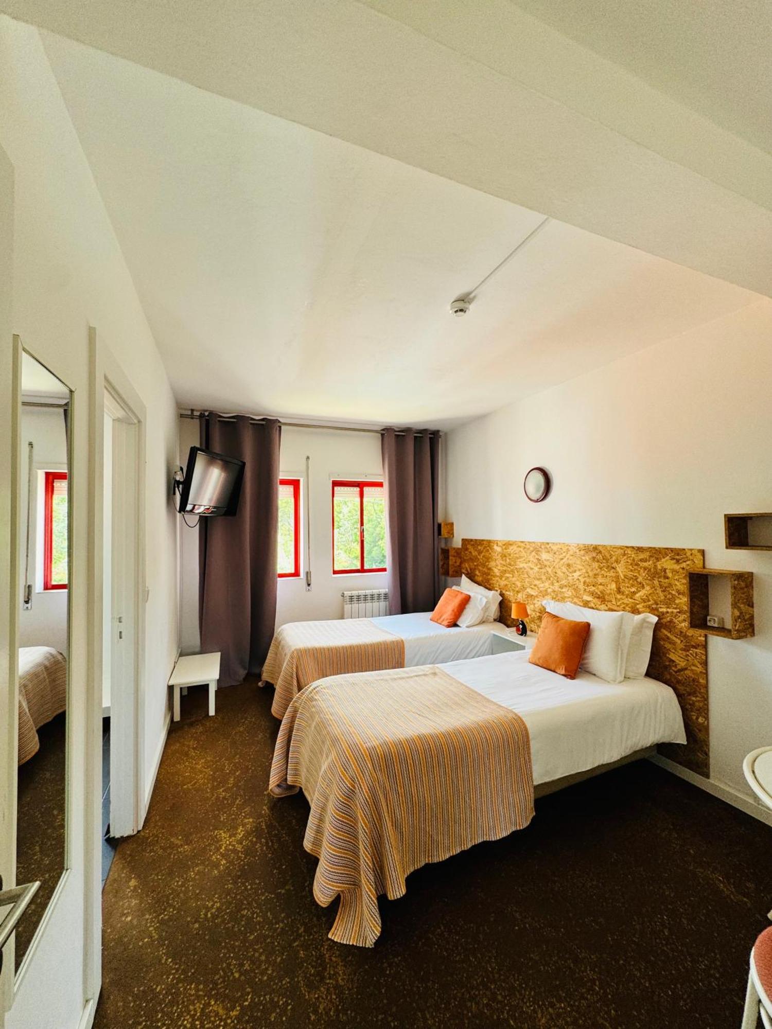 Nature & Beach Guest Rooms, Aldeamento Turistico Do Camarido Cristelo  Værelse billede