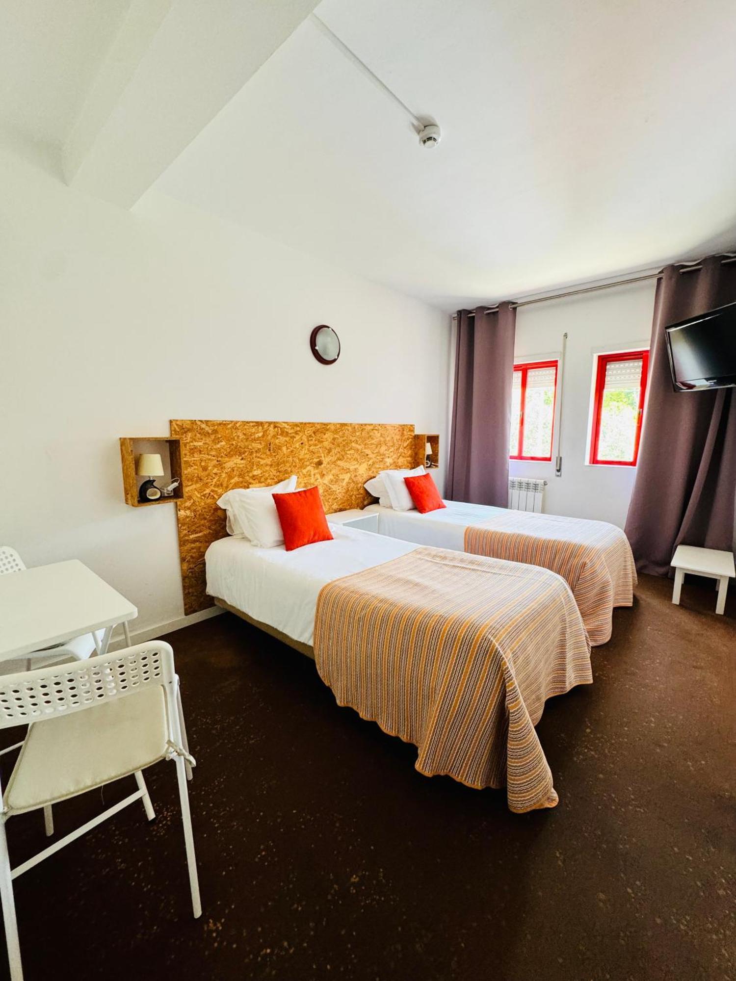 Nature & Beach Guest Rooms, Aldeamento Turistico Do Camarido Cristelo  Værelse billede